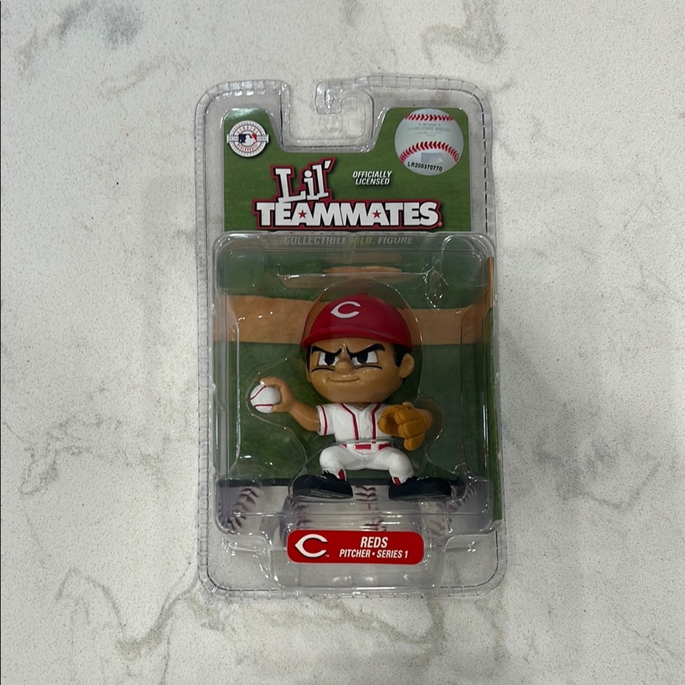 Lil' Teammates Cincinnati Reds Pitcher Figure